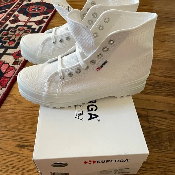 Superga White High-Top Sneakers EU 40 - Picture 1 of 4